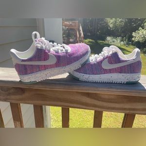 Womens Size 7 Air Force One FlyKnit